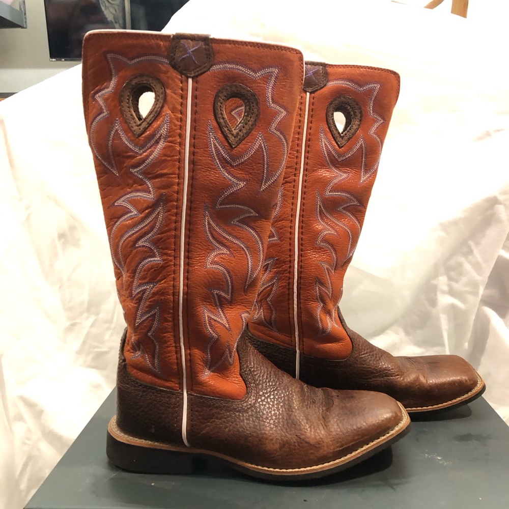 Twisted X boys boots Sz 2.